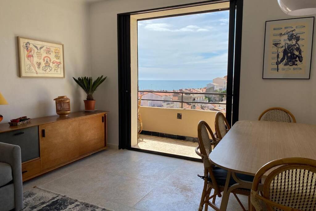 Vues Exceptionnelles Mer, Port Et Toits De Sete Luaran gambar